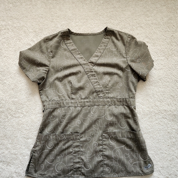 Womens Scrub Tops - Picture 3 of 9